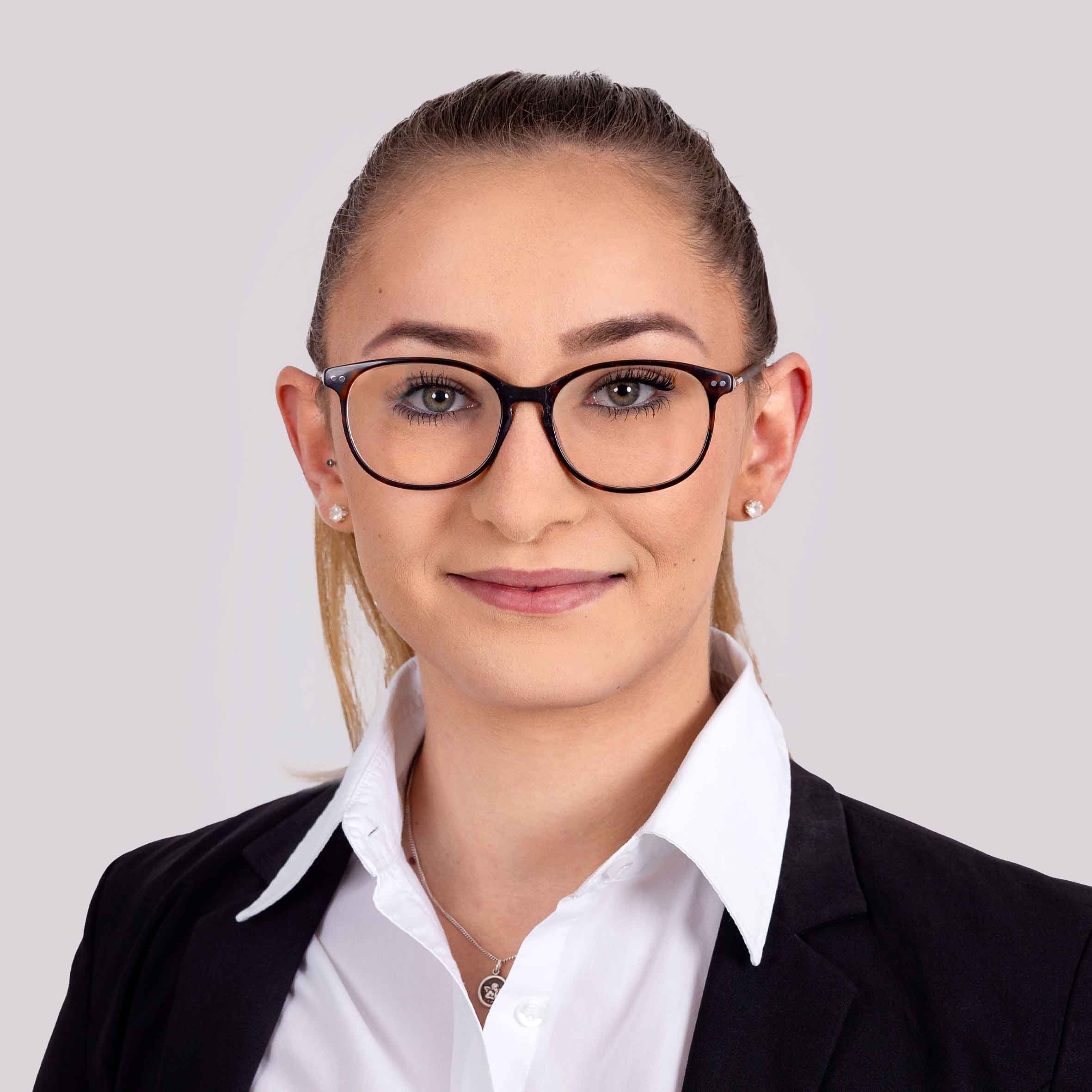 Pia Sichinger Web Pia Sichinger Web